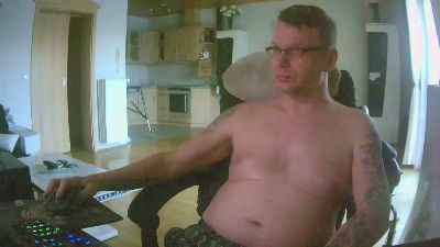 Sven785Phil live from Germany