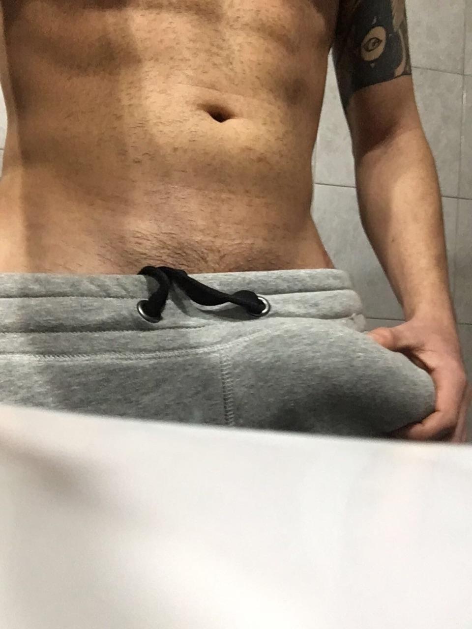 Tatuatore94 live from Italy