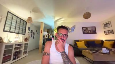 Thony8974 live from France