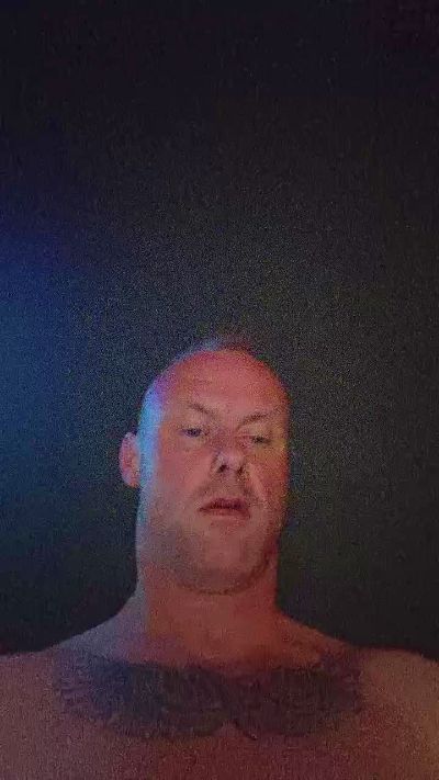 Tijnguy81 live from Netherlands