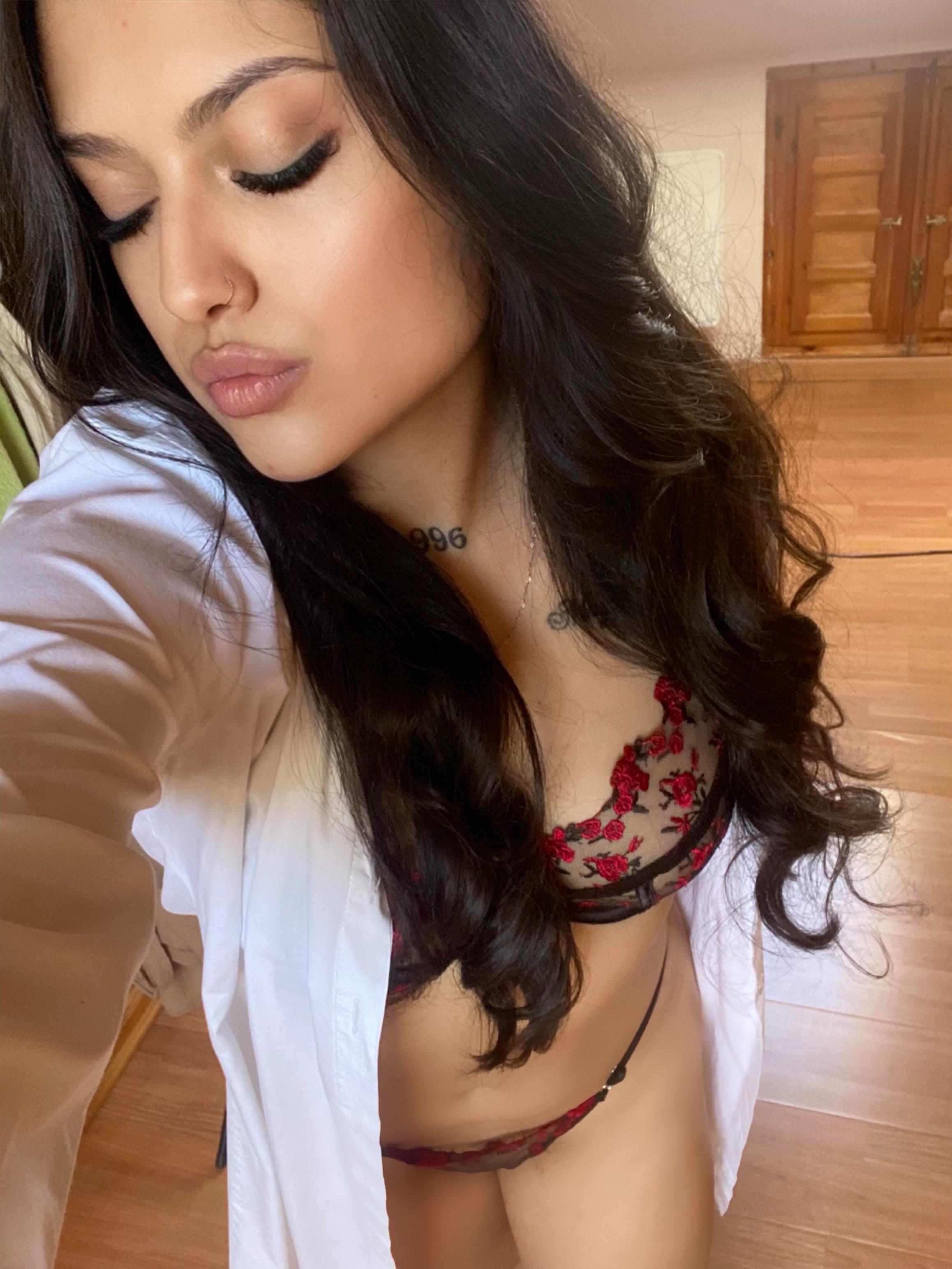 Valery2019 live from Colombia