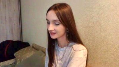 VickieGravelle live from United States