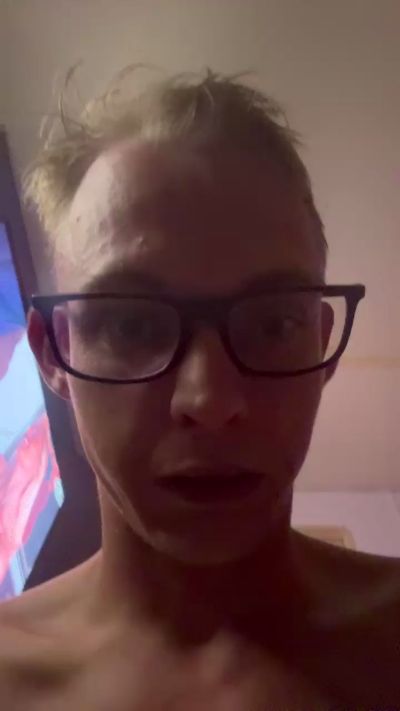 Willemvk7 live from Netherlands
