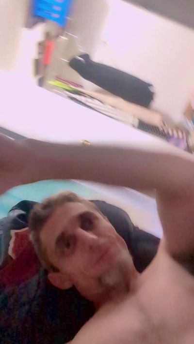 Wren2x live from United States