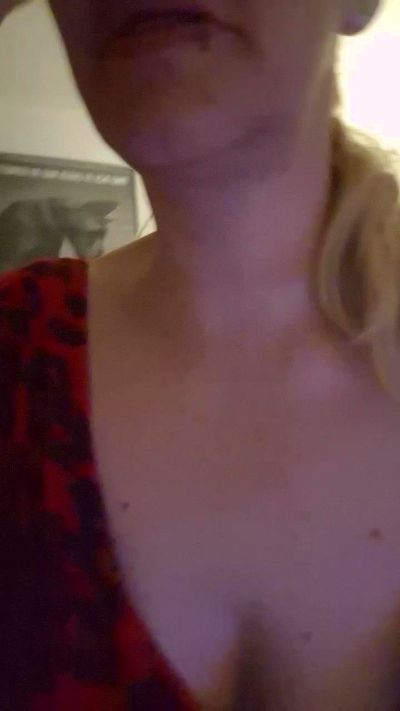 YourBlondDream live from Germany