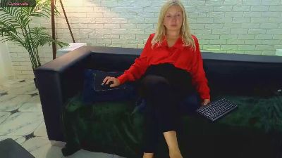 YrAbby_X live from United States