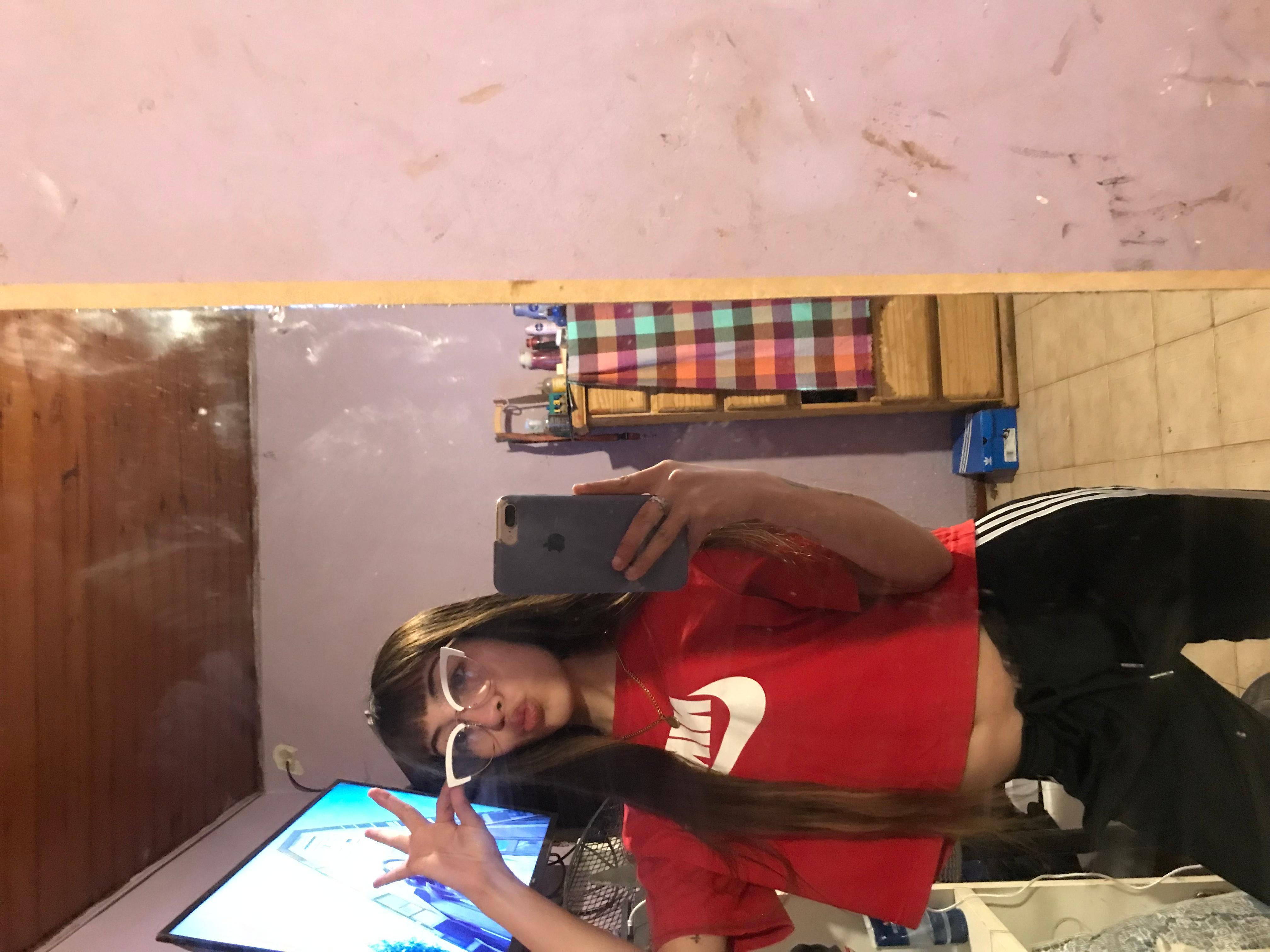 agusytina live from Argentina