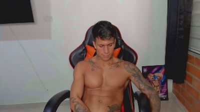 austing_king live from Colombia
