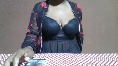 boobesexy live from Madagascar