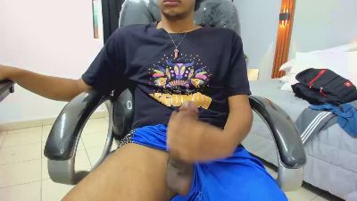 boylittle19cmm live from Colombia