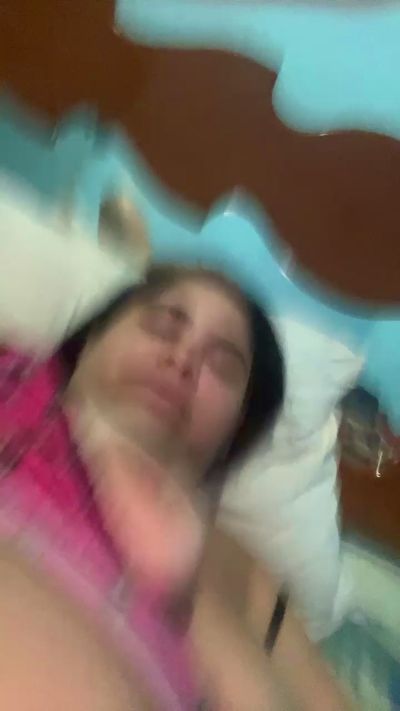 cachorr234 live from Brazil