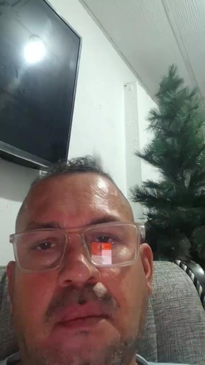 charlesvilor live from Colombia