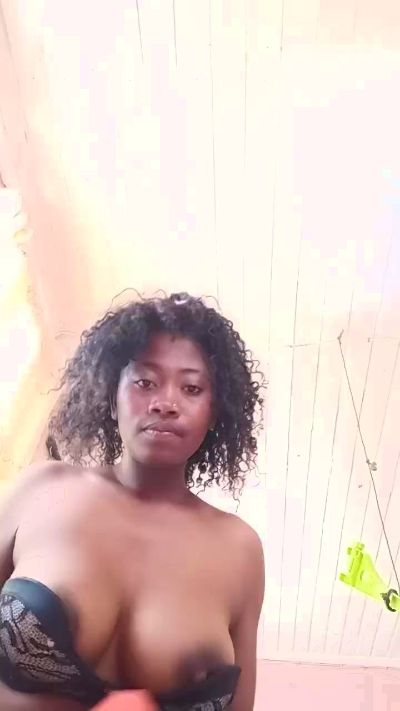 cissy69 live from South Africa