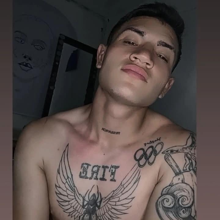 daessex2 live from Colombia