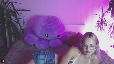delight_Lexie live from Germany