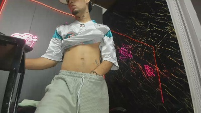 dickthor live from Colombia