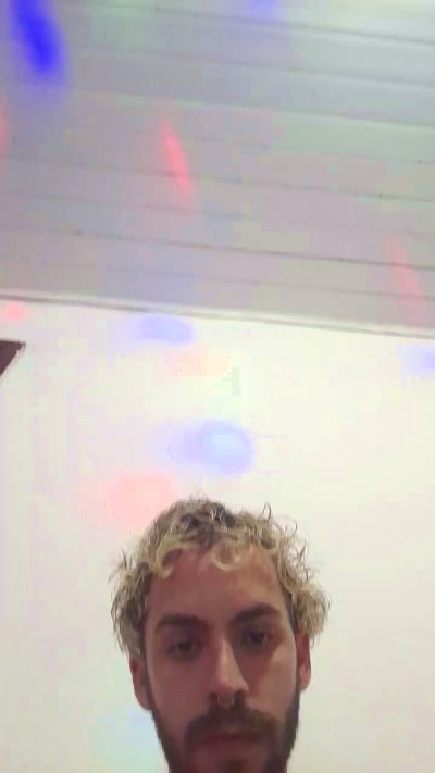 felipemarinhow3 live from Brazil