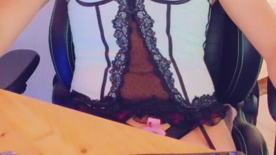 femboy_teqmia live from Austria