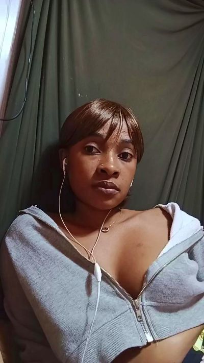 hotancia live from Madagascar