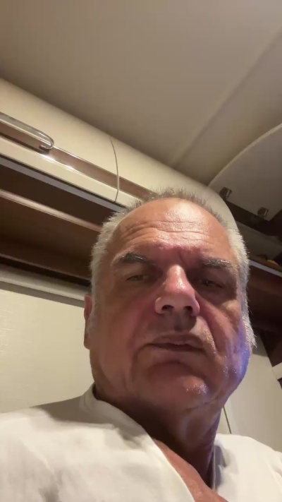 jean5754 live from France