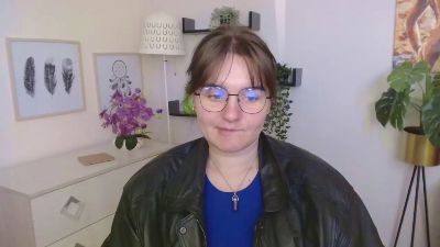 julie_sensual live from Germany