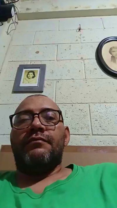 luiguistar live from El Salvador