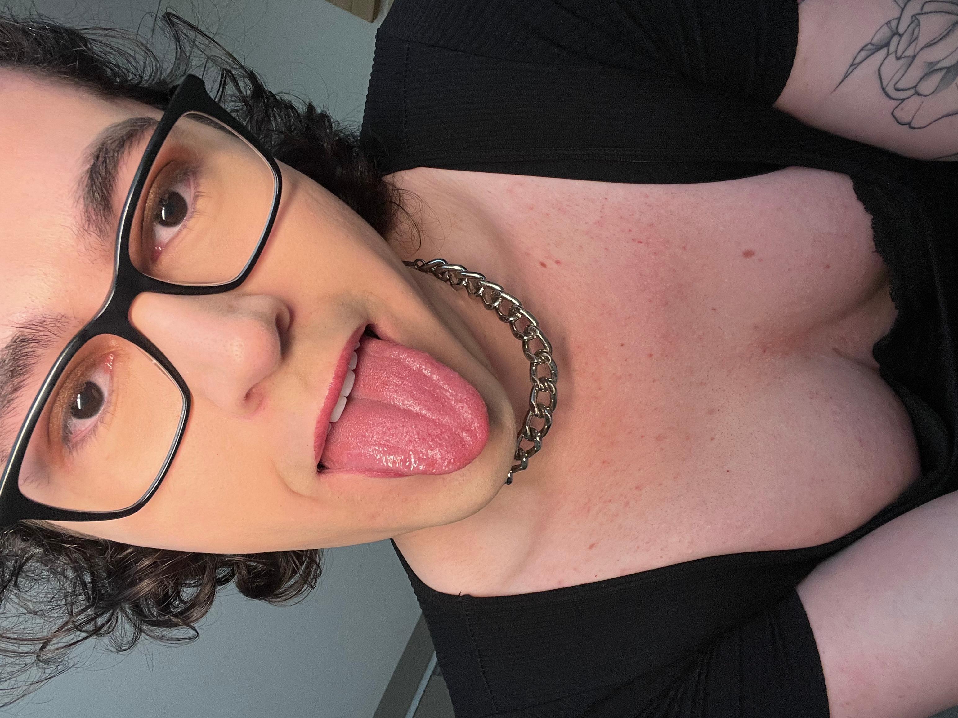 marianacdzinha_ live from Brazil