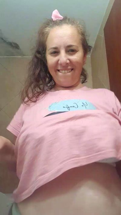 mariela50 live from Argentina