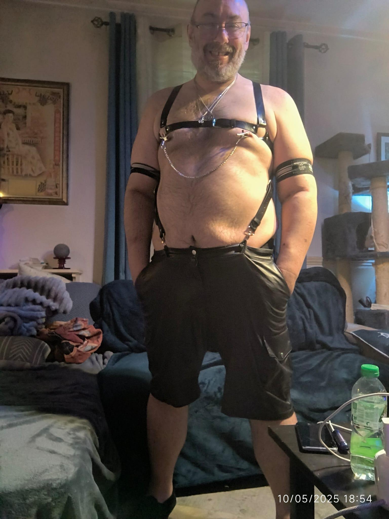 ouinnie76 live from France