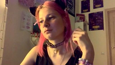 pinkvampire live from Czechia