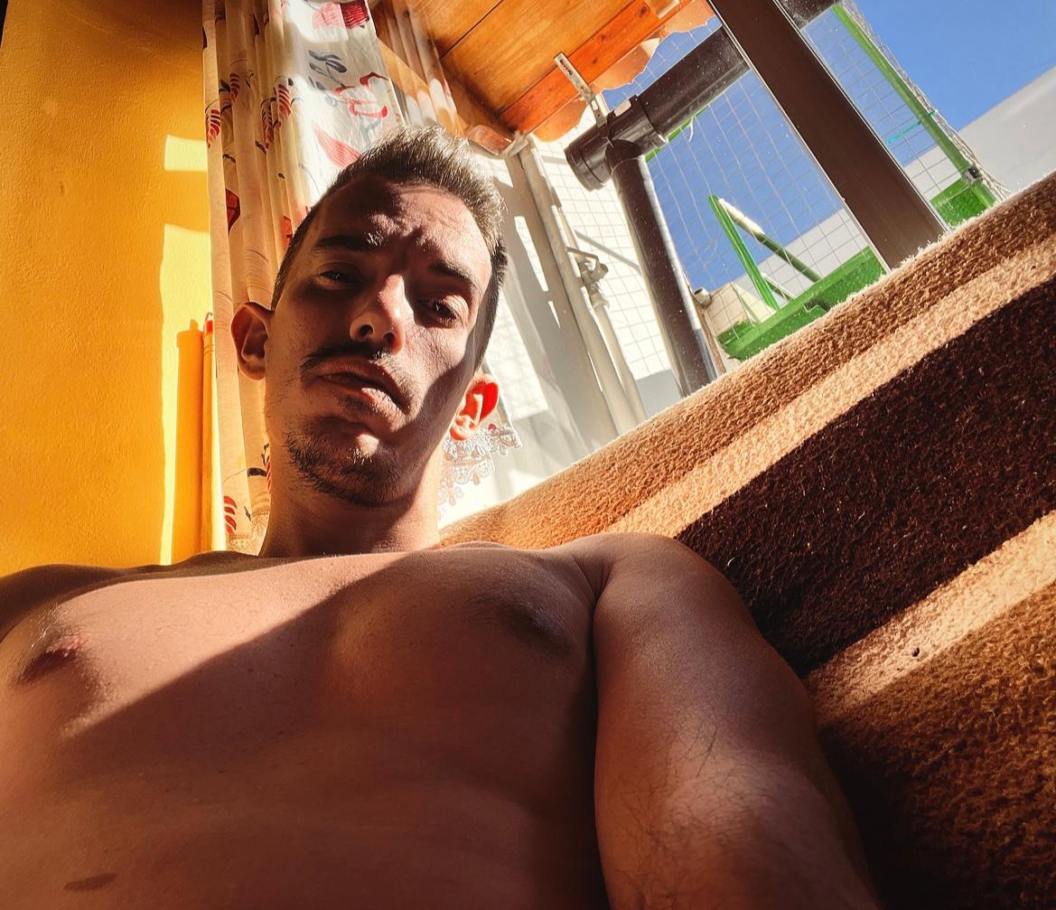 uliking1 live from Spain
