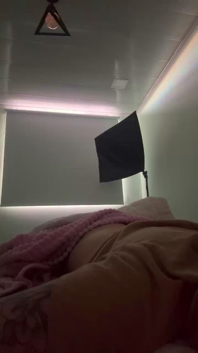 valennsmith live from Colombia