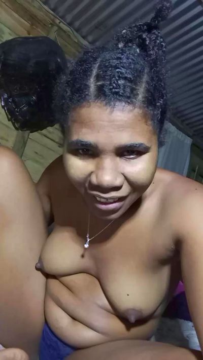 wendy204 live from Madagascar